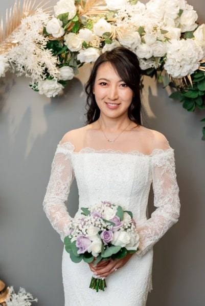Toronto Wedding Chapel Bride