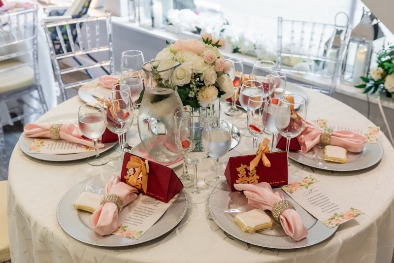 Wedding place setting